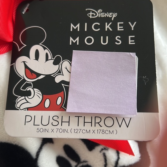 Disney Mickey Mouse Plush Throw - Picture 2 of 3